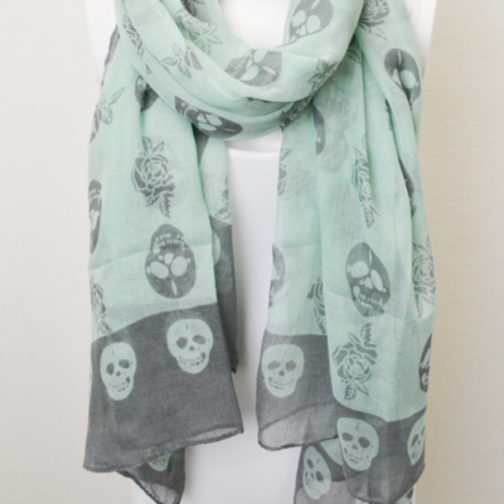 Mint Skull & Rose Print scarf